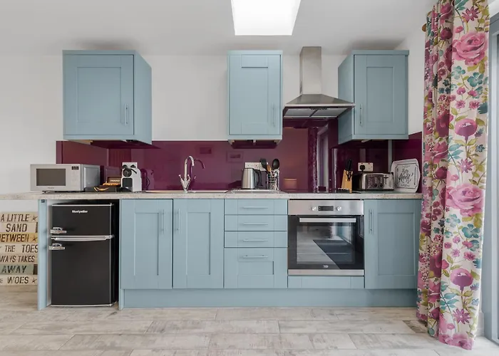 Ramsey Sea View Cottage - Dog Friendly